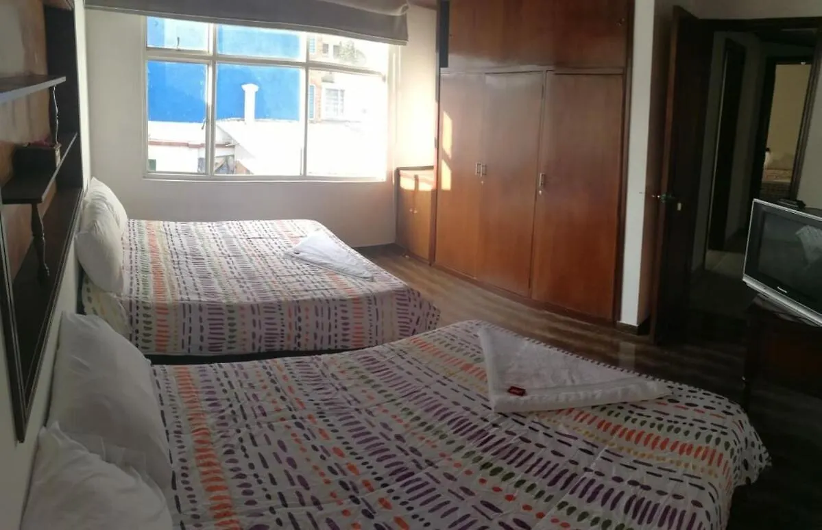 Bienvenidos A La Casa De Rosa Cerca Al Aeropuerto Welcome To Rosas House Close To The Airport Bogotá